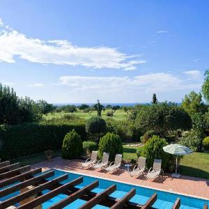 Villa Anarita with private pool and beautiful gardens. Walking distance to centre of Aphrodite Hills