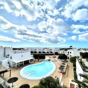 Nice apartment with pool views Wifi and terrace near Playa Los Charcos