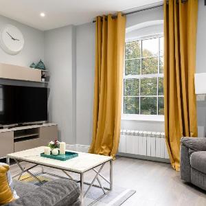 Modern 3-bed apartment in Maida Vale full AC