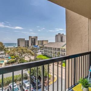 Relaxing Escape in Myrtle Beach with Ocean View