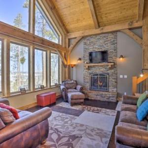 Secluded Cabin with Views 8 Mi to Winter Park!