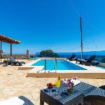 Splendid flats - Private heated Pool & great Views Crete Island