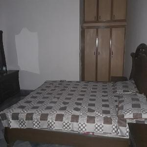 Best Accommodation near Gulberg Green and Airport