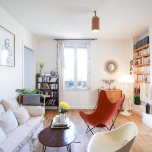 Nice flat near canal Saint-Martin