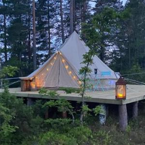 Glamping i skogen- Miljøgården