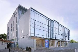 Laksana Stay & Dine, Solo