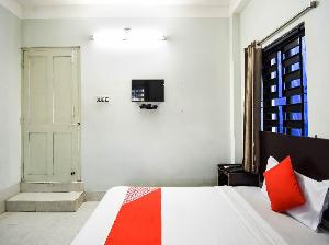 OYO Flagship 75693 Pradhan Palace, Cuttack