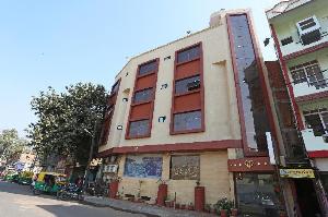 Capital O 8194 The Golden Ville, Gwalior