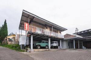 OYO 1765 Herman Homestay, Pasuruan