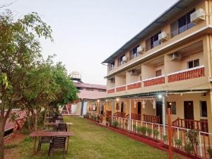 FabHotel Shivneri Holiday Resort, Mahabaleshwar