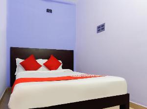 OYO 47541 Blue Falls Resort, Tirunelveli