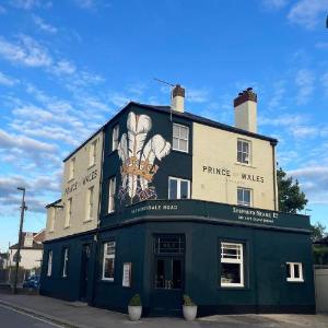 The Prince of Wales, Reigate
