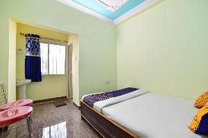 SPOT ON 76526 Devlok Guest House, Patna