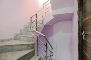 SPOT ON 76153 Hotel Golden Blue Heart, Ghaziabad