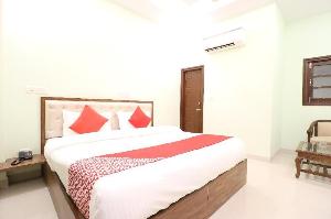 OYO 48657 Hotel Pearl 42, Chandigarh