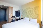 Massy France Hotels - B&B HOTEL Massy Gare TGV