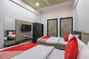 OYO 49471 Hotel Cm Palace, Gandhinagar