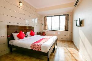 OYO 62747 Hotel Sarika, Kalyan