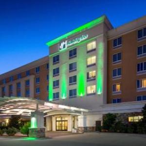 Hotels near Lucky Star Casino - Concho - Holiday Inn Oklahoma City Airport