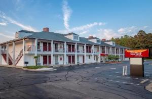 Red Roof Inn & Suites Wilson, Wilson