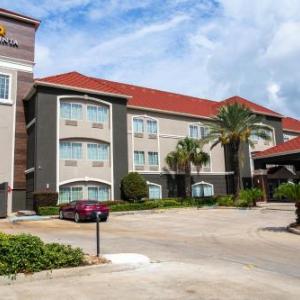 La Quinta Inn & Suites by Wyndham Houston - Normandy