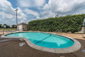 Microtel Inn & Suites by Wyndham Ft. Worth North/At Fossil, Fort Worth
