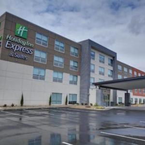 Holiday Inn Express & Suites - Greenville - Taylors