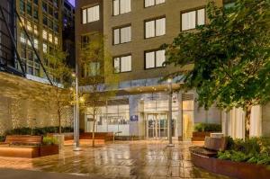 DoubleTree by Hilton New York Times Square South hotel near Jacob K. Javits Convention Center