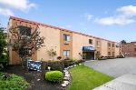 Edgewater Ohio Hotels - Travelodge By Wyndham Cleveland Lakewood