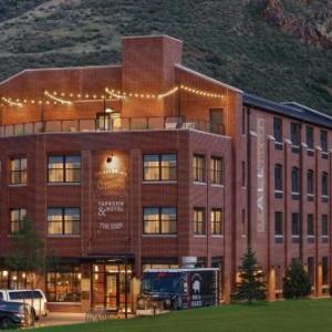 Red Rocks Amphitheatre Hotels - The Eddy Taproom & Hotel