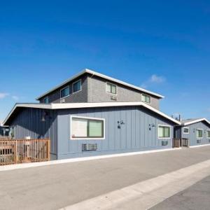 Inn At Moss Landing Point