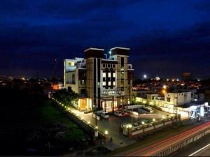 Hotel Saffron Leaf, Dehradun