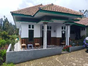 Elen Villa by WizZeLa, Pasuruan