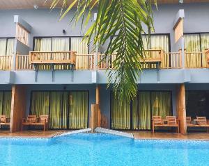 Le Pes Villas, Khanom