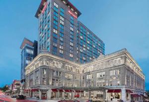 Lancaster Marriott at Penn Square, Lancaster