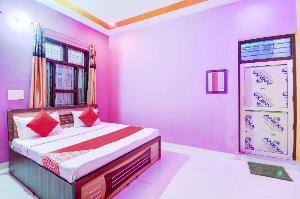 OYO 79756 Hotel Holiday, Surajgarh