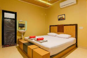 Yani Homestay, Padang
