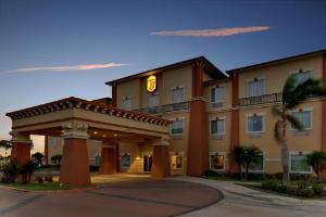 Super 8 by Wyndham Hidalgo/McAllen Area, McAllen