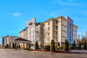 Fairfield by Marriott Inn & Suites Greensboro Coliseum Area, Greensboro