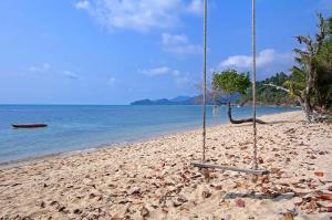 White Knot Koh Chang by D Varee, Koh Chang