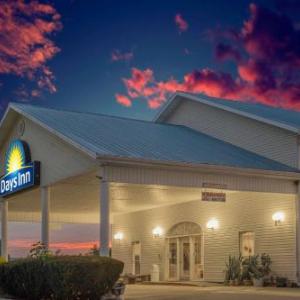 Hotels near Brick's Off Road Park - Days Inn by Wyndham Hardy