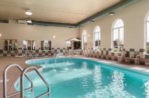Days Inn & Suites by Wyndham Thunder Bay, Thunder Bay