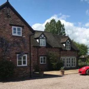 Character Farmhouse in the heart of Cheshire