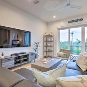 Modern Gulf Shores Escape Walk to the Beach!