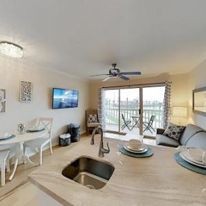 The Victorian - Gulf-View Condo - Pools & Hot Tubs condo