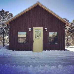 Old Raton Pass Base Camp Cabin with Loft Northern New Mexico Mountain Ranch on Colorado Border cabin