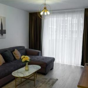Plaza Apartments