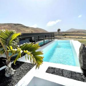 Suite 1 con Wifi balcon y vista espectacular a Mar en Tinajo Lanzarote