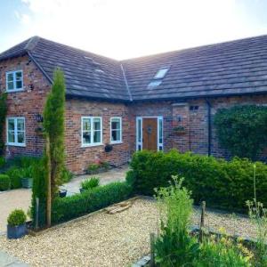 Luxury Accom with Pool Henbury Macclesfield