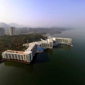 Crowne Plaza Huangshan Taiping Lake an IHG Hotel
